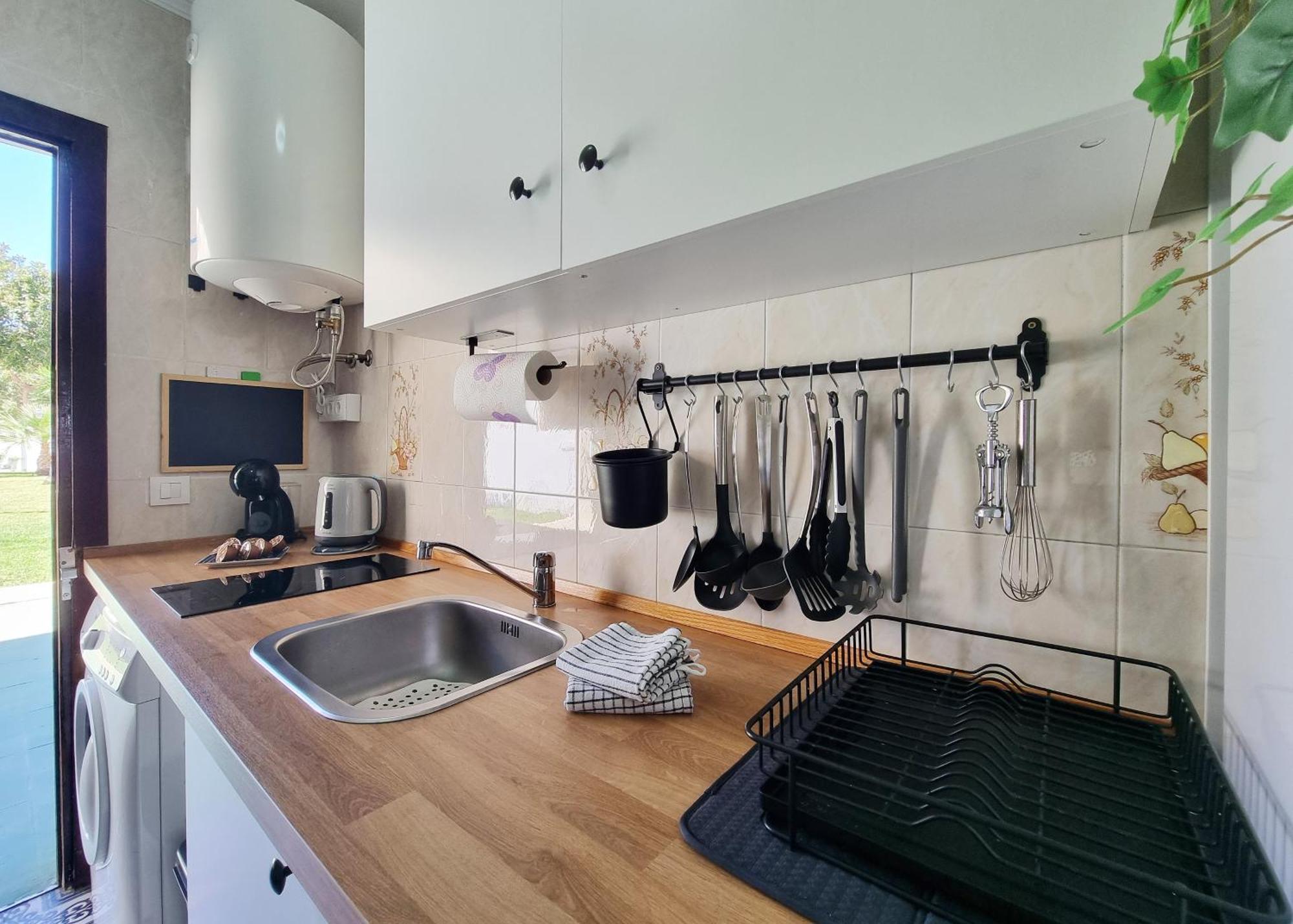Tinoko Apartament In La Carihuela Beach Torremolinos Luaran gambar