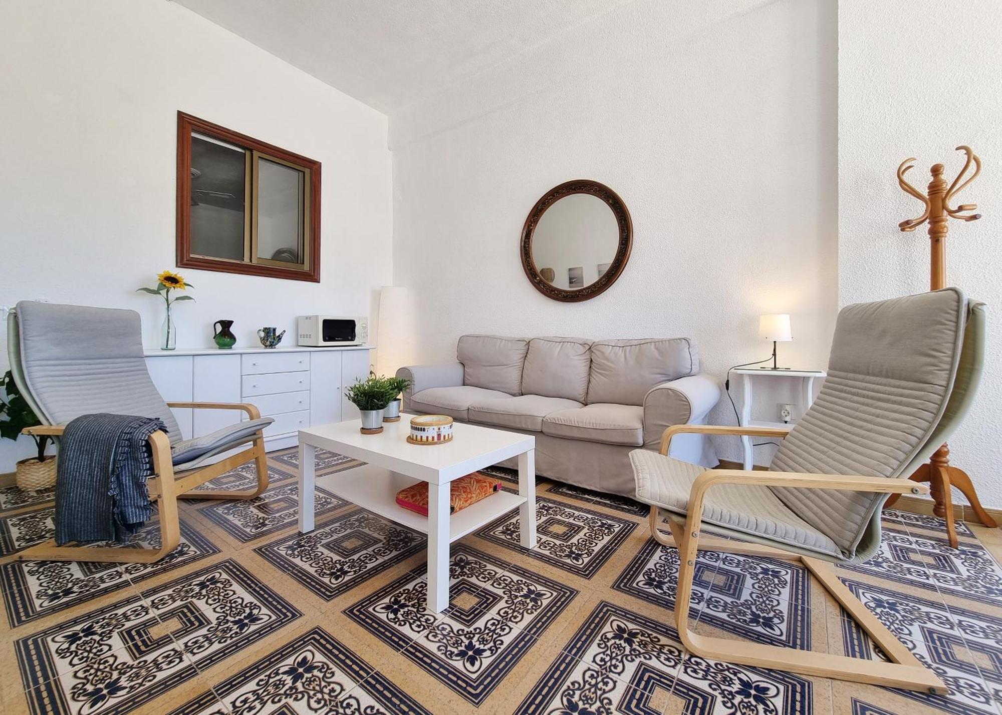 Tinoko Apartament In La Carihuela Beach Torremolinos Luaran gambar